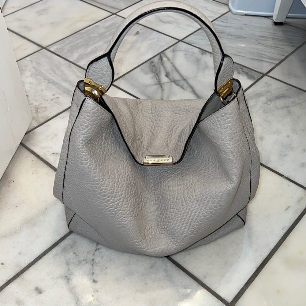 Used Burberry bag ivory with gold accent